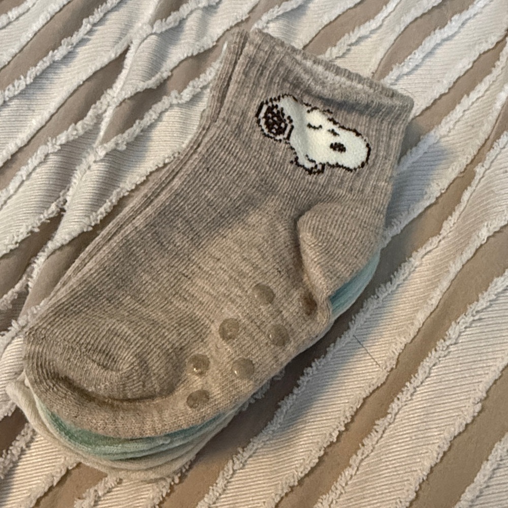 2T - 4 T Toddler Grippy Socks - Picture 3 of 3